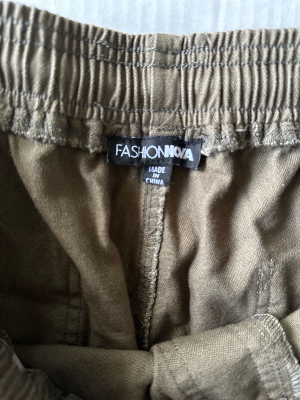 Fashion Nova Women's L "Block It Out Cargo Joggers" Olive/Combo - Picture 5 of 12